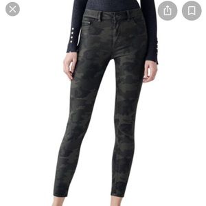 Design Lab Dark Camo Ankle Skinny Jeans